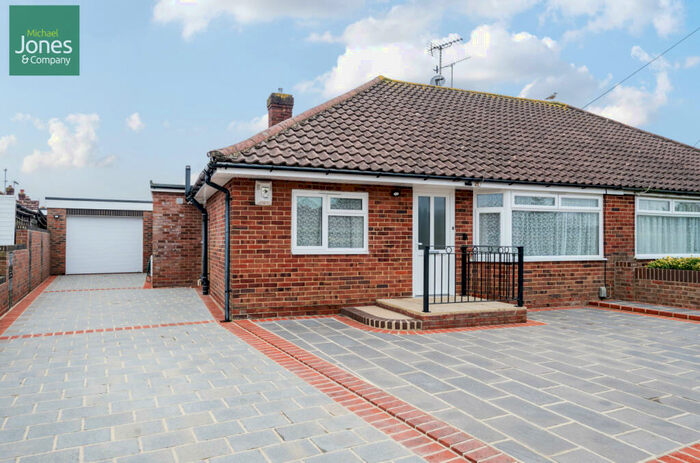 2 Bedroom Bungalow To Rent In Twyford Road, Worthing, West Sussex, BN13