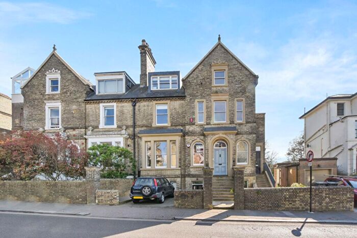 5 Bedroom Maisonette For Sale In Hampstead Lane, London, N6