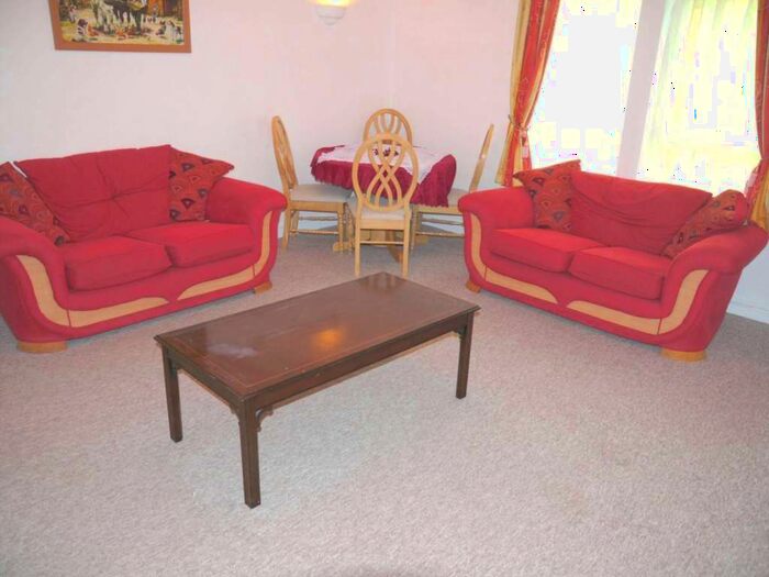 1 Bedroom Flat To Rent In Polygon, Manchester, M30