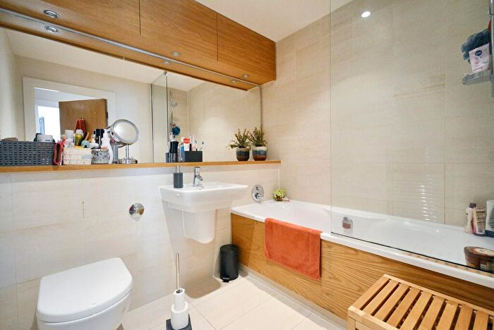 1 Bedroom Apartment To Rent In Kelso Place, Manchester, M15