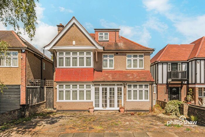 5 Bedroom Detached House For Sale In Briar Road, Harrow, HA3