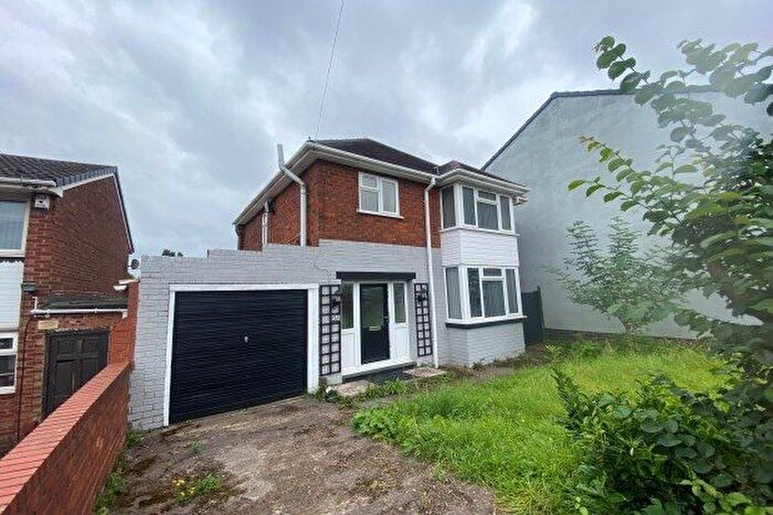 3 Bedroom Property To Rent In Broad Lanes, Bilston, WV14