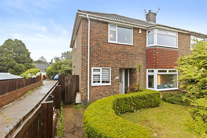 4 Bedroom Semi-Detached House For Sale In Windsor Way, Hailsham, BN27