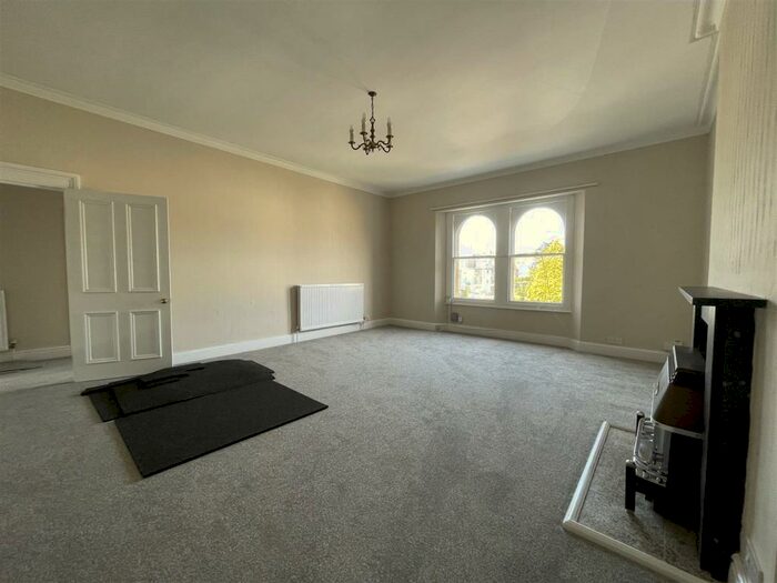 2 Bedroom Flat To Rent In Cecil Rd Clifton Bristol, BS8