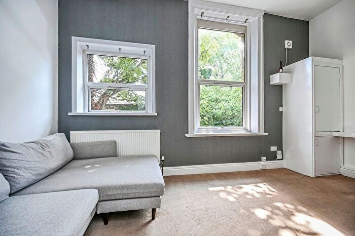 1 Bedroom Flat To Rent In Livingston Avenue, Liverpool, L17