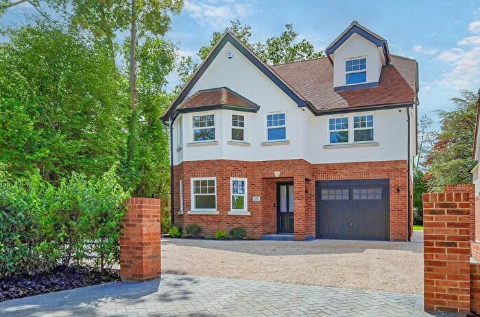 5 Bedroom Detached House To Rent In Priests Lane, Shenfield, Essex, CM15