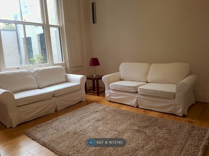 2 Bedroom Flat To Rent In Cornwall Gardens Court, London, SW7