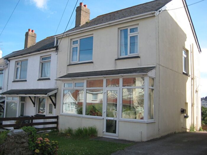 3 Bedroom Semi-Detached House To Rent In Maidenway Road, Paignton, TQ3