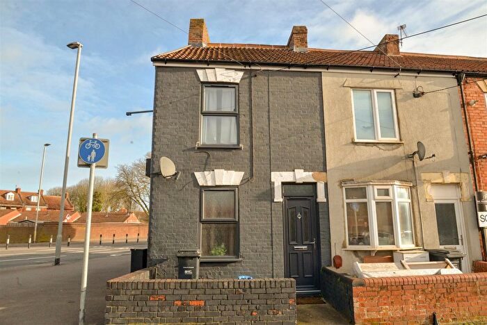 2 Bedroom End Terrace House To Rent In Old Taunton Road, Bridgwater, TA6