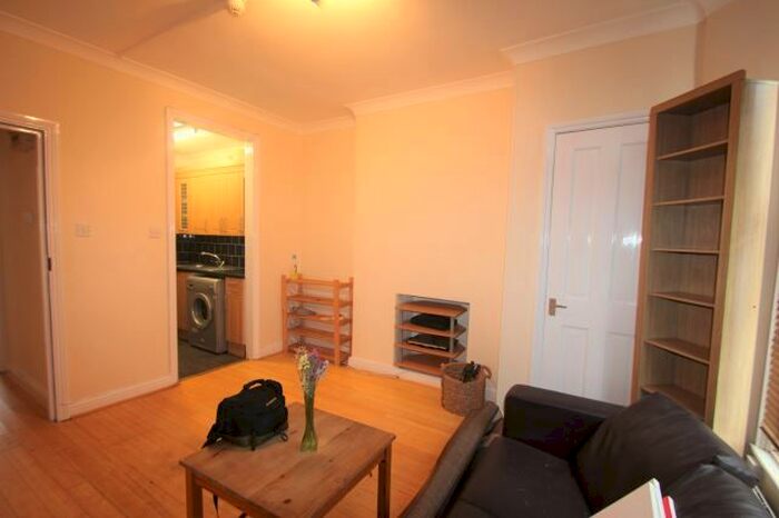 1 Bedroom Flat To Rent In St Pauls Road, London, N1