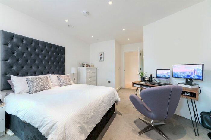 1 Bedroom Flat To Rent In Cube Building, - Wenlock Road, N1