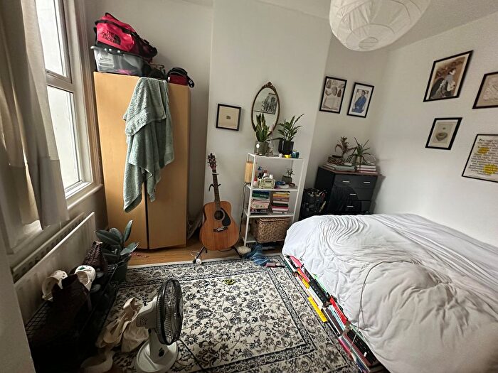 4 Bedroom Terraced House To Rent In Mauleverer Road, London, SW2