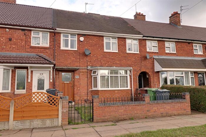 3 Bedroom Terraced House For Sale In Kelvin Road, Walsall, WS2