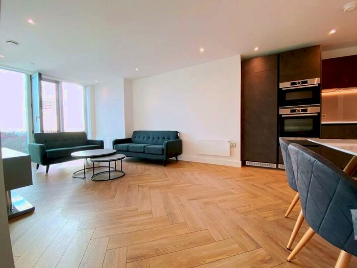2 Bedroom Apartment To Rent In Silvercroft Street, Manchester, Greater Manchester, M15