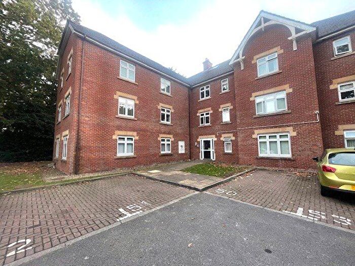 3 Bedroom Flat For Sale In The Ladle, Middlesbrough, North Yorkshire, TS4