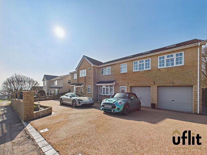 5 Bedroom Detached House For Sale In Woodfoot Road, Rotherham, S60