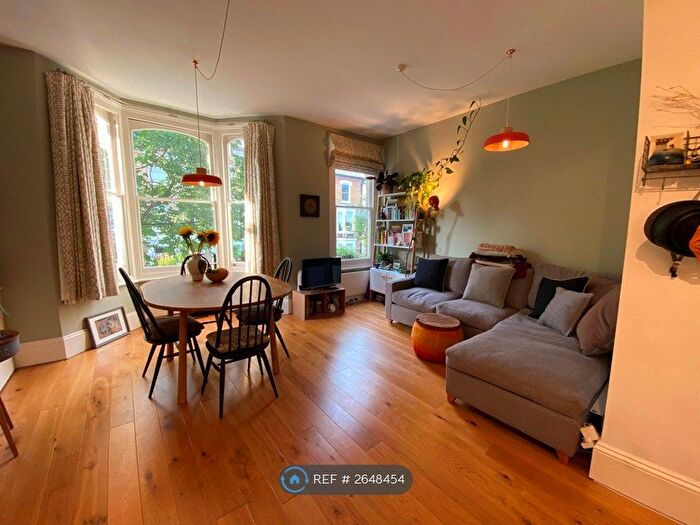 1 Bedroom Flat To Rent In Kellett Road, London, SW2