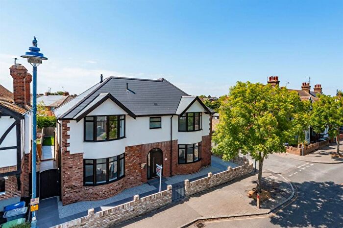 5 Bedroom Detached House For Sale In Cromwell Road, Whitstable, CT5