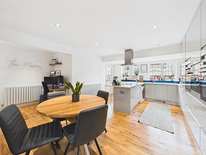 4 Bedroom Mews For Sale In The Mews, Creaton, Northampton, Northamptonshire, NN6