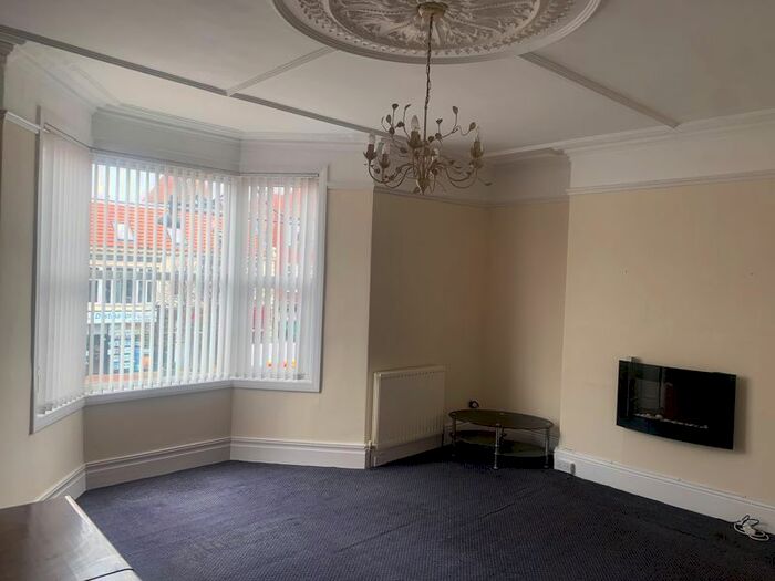 3 Bedroom Maisonette To Rent In Whitley Road, Whitley Bay, NE26