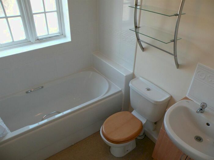 2 Bedroom Terraced House To Rent In Station Road, Castle Donington, Derby, DE74