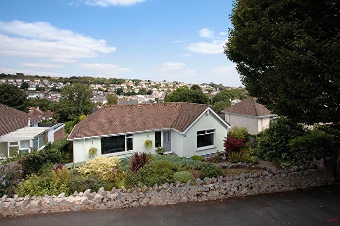 2 Bedroom Detached House For Sale In West Cliff Road, Dawlish, EX7