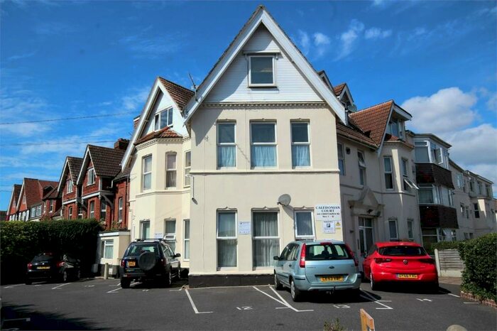 Flat To Rent In Christchurch Road, Boscombe, BH1