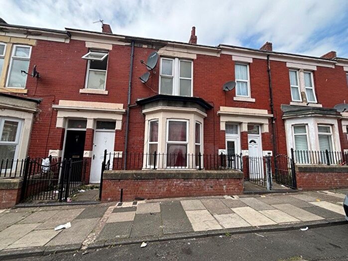 3 Bedroom Flat For Sale In Ellesmere Road, Newcastle Upon Tyne, Tyne And Wear, NE4
