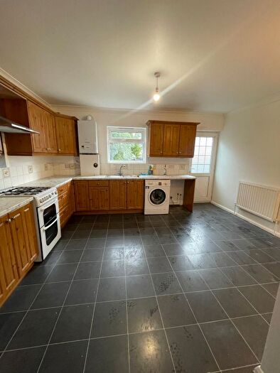 3 Bedroom Terraced House To Rent In Western Avenue, Dagenham, RM10