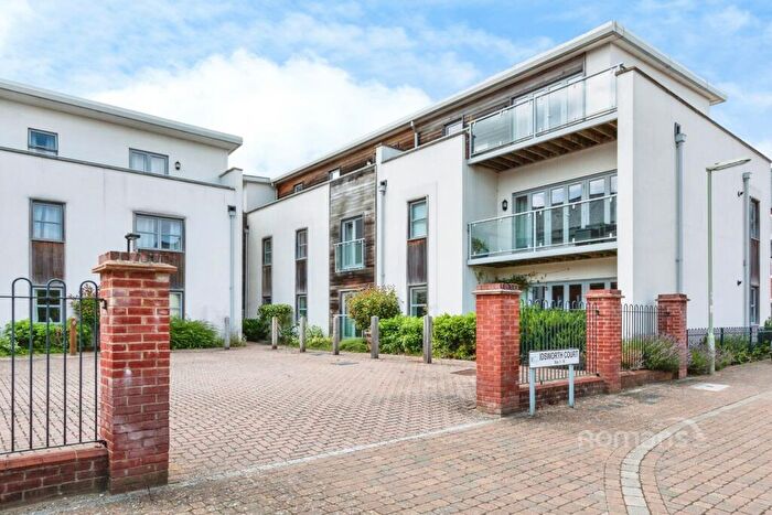 2 Bedroom Flat To Rent In Idsworth Court, Basingstoke, RG24