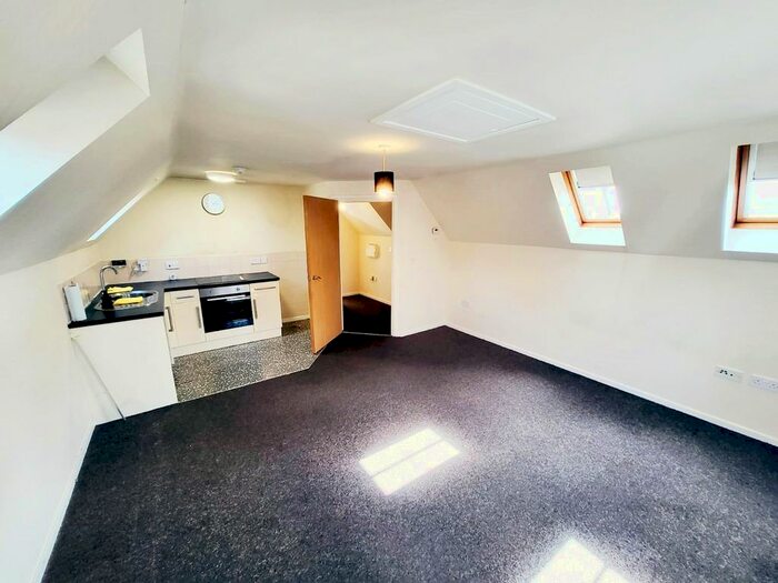 1 Bedroom Flat To Rent In Apartment The Courtyard, Queen Street, Thorne, Doncaster, DN8