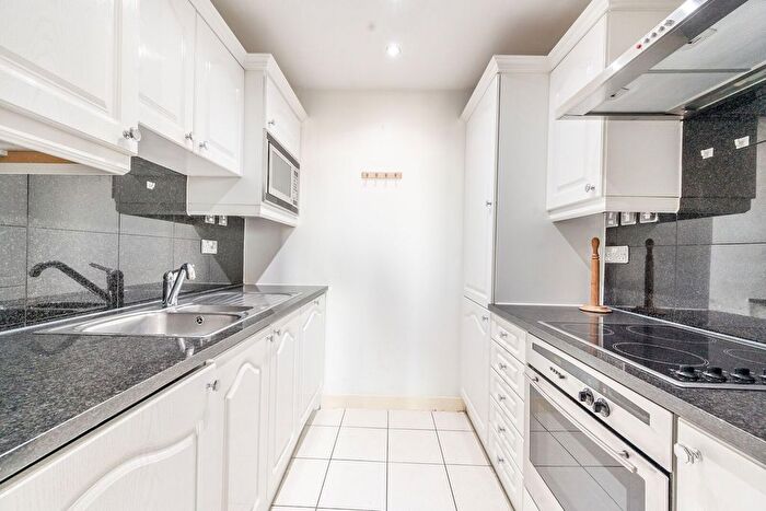 1 Bedroom Flat To Rent In Cromwell Road, South Kensington, London, SW7