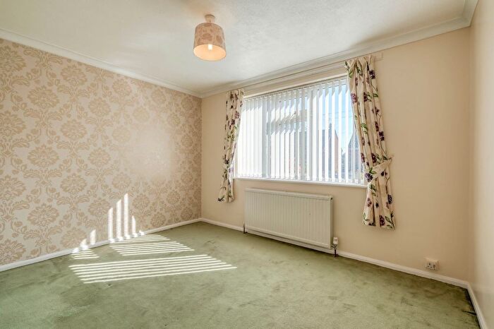 3 Bedroom Bungalow For Sale In Scott Road, Headless Cross, Redditch, B97