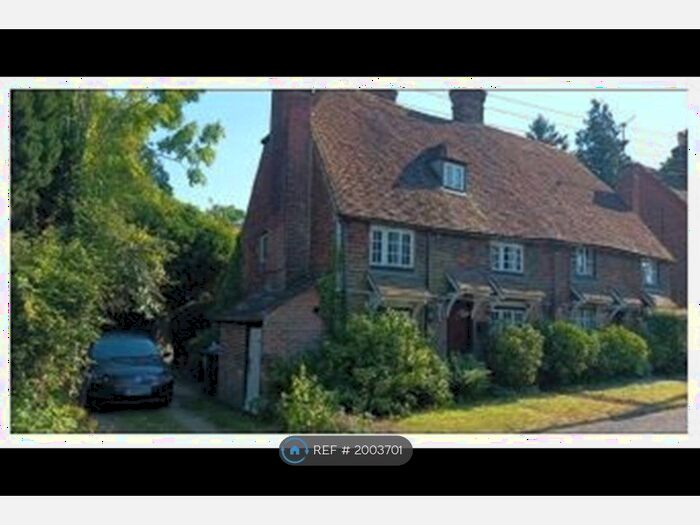 2 Bedroom End Of Terrace House To Rent In The Street, Mereworth, Maidstone, ME18