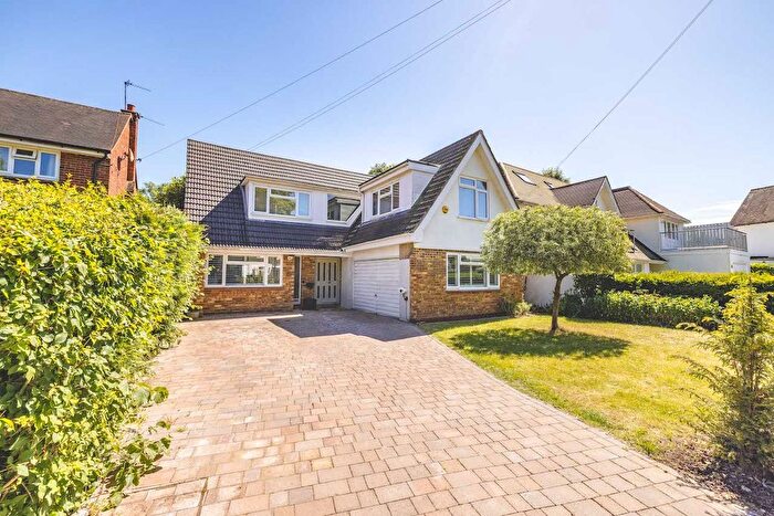 4 Bedroom Detached House For Sale In Montagu Road, Datchet, SL3