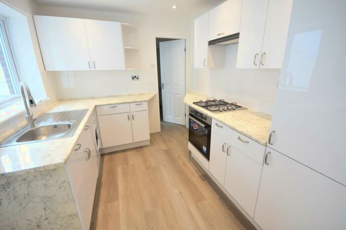 2 Bedroom Flat To Rent In Mowbray Street, Heaton, NE6