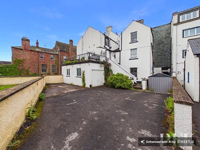 4 Bedroom House For Sale In Cocker Bridge House, Market Place, Cockermouth, CA13