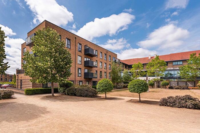 2 Bedroom Apartment For Sale In Sterling Road, Kent, Bexleyheath, DA7