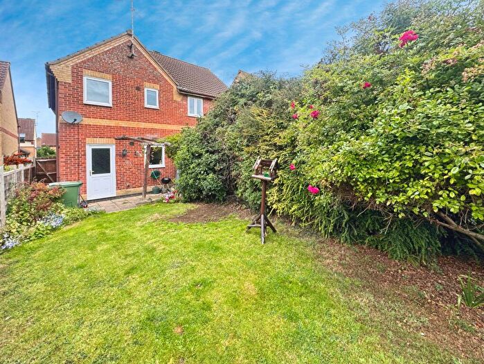 2 Bedroom Semi-Detached House For Sale In Chapel Lane, Thurlby, PE10