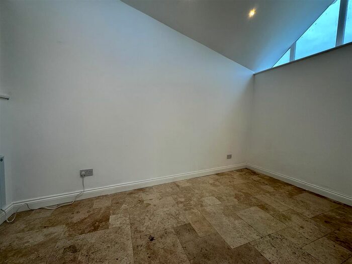 Studio To Rent In Church Road, Oldbury-On-Severn, Bristol, BS35