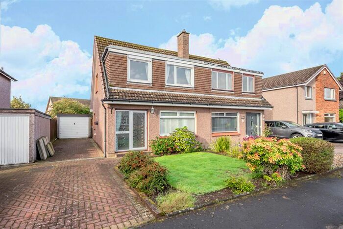 3 Bedroom Semi-Detached House For Sale In Western Avenue, Crossford, KY12