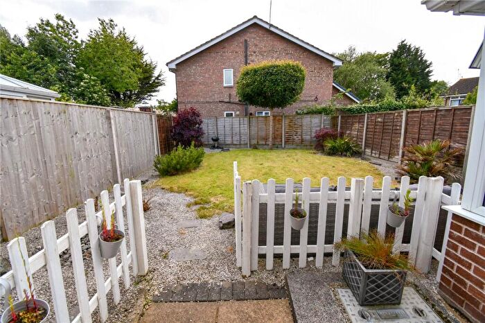 3 Bedroom Semi-Detached House For Sale In Whitelands Meadow, Greasby, Wirral, CH49