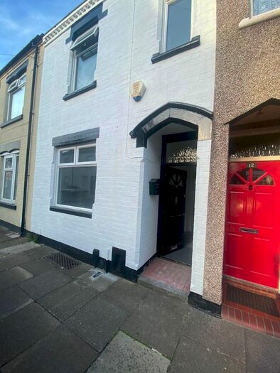 3 Bedroom Terraced House To Rent In Westland Street, Penkhull, Stoke-On-Trent, ST4