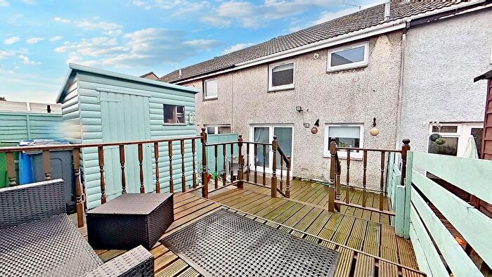 3 Bedroom Terraced House For Sale In Hillview Place, Broxburn, EH52