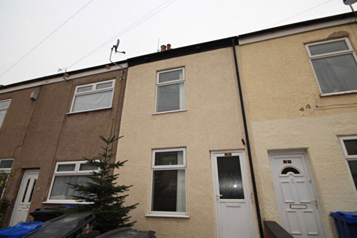 2 Bedroom Terraced House To Rent In Willingham St, Grimsby, DN32