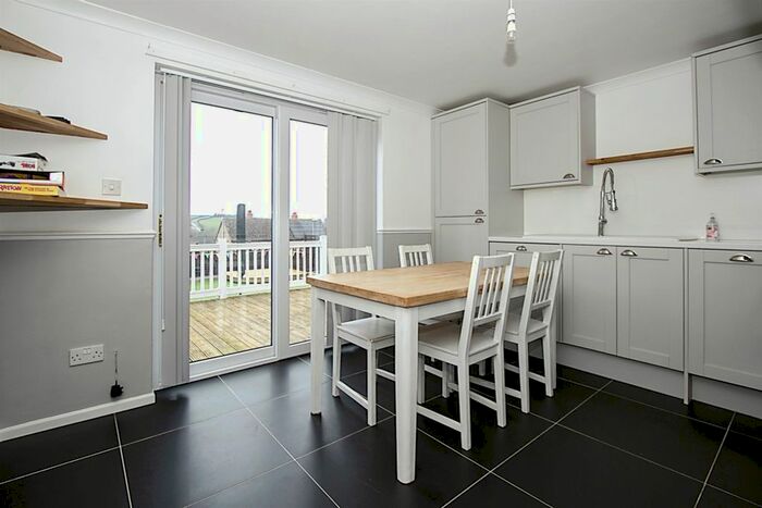 3 Bedroom Semi-Detached House For Sale In London Close, Piddlehinton, Dorchester, DT2