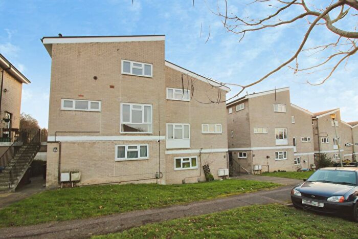 4 Bedroom Duplex To Rent In Deerswood Avenue, Hatfield, AL10