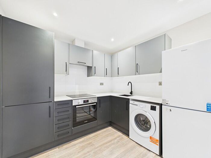 1 Bedroom Apartment To Rent In London Road, Burgess Hill, RH15