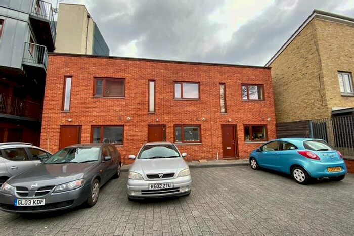 3 Bedroom Town House To Rent In Pomeroy Street, Peckham, SE14