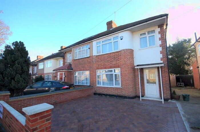 3 Bedroom Semi-Detached House To Rent In Long Drive, Ruislip, HA4